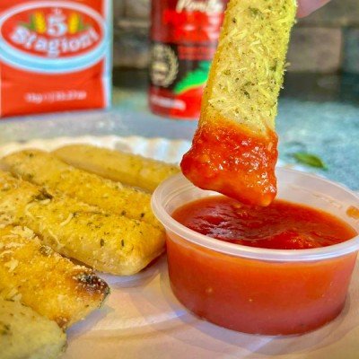 stick millones stick salgado Pizza New York Style